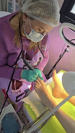 Гигиенический педикюр. פדיקור היגייני